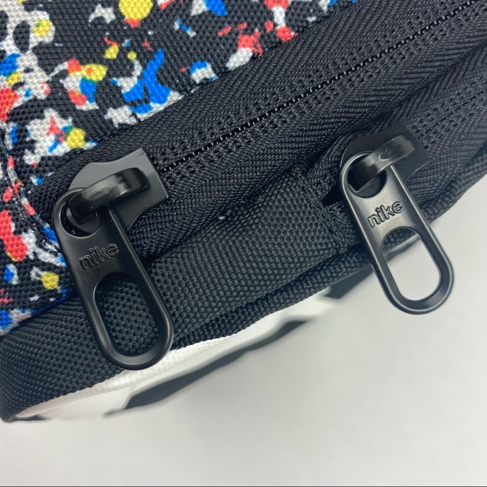 Nike Insulated Kids Lunch Tote Bag Black/Multi NWT - Picture 13 of 15